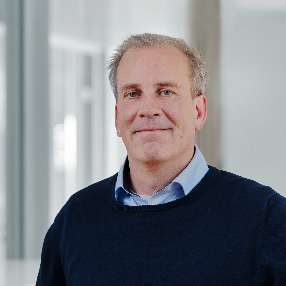 Ansprechpartner-öffentliche-Auftraggeber-Elmar-Benter